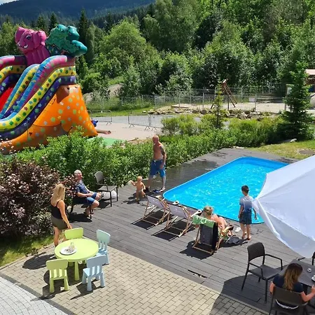 Czarna Gora Is1 * Sienna (Klodzko)