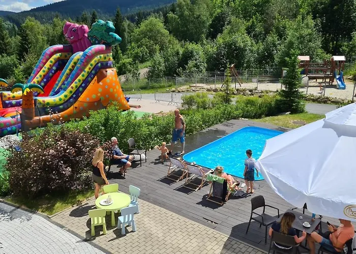 Czarna Gora Is1 * Sienna (Klodzko)